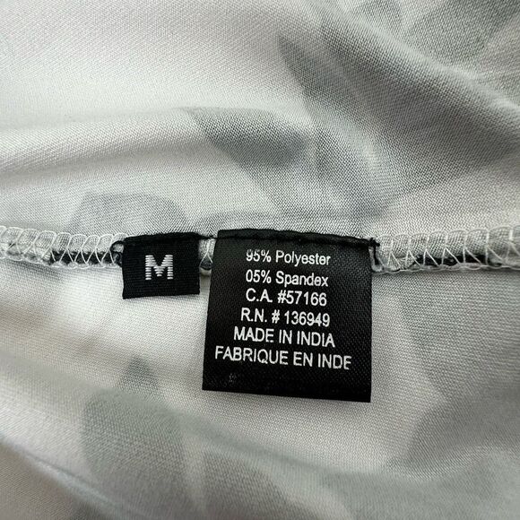 Tango Mango Collection Women's Size M Black Floral Top Crystal Embellished 1/2 Z - Picture 6 of 10